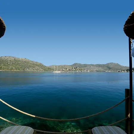 Hotel Loryma Luxury 3*