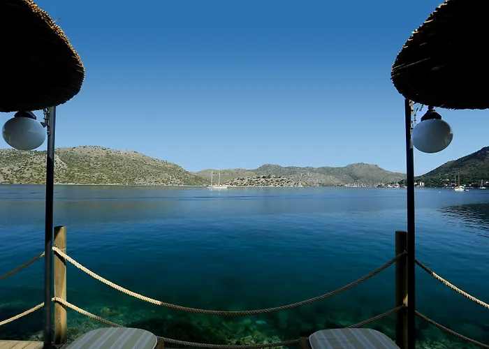 Hotel Loryma Luxury 3*