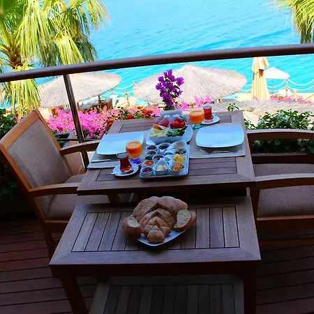Loryma Luxury