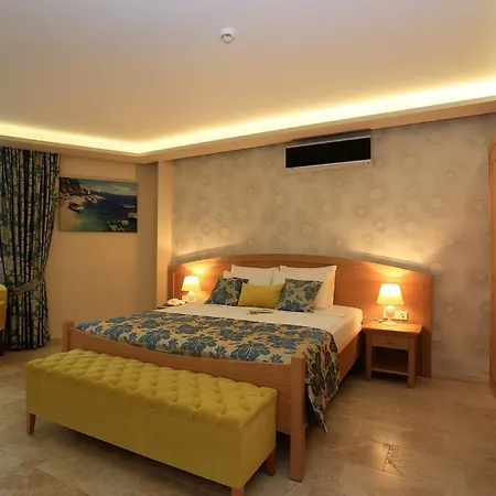Hotel Loryma Luxury