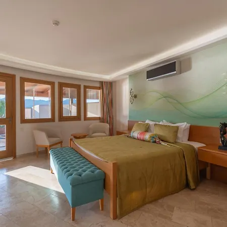 Hotel Loryma Luxury