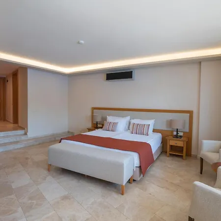 Loryma Luxury Отель Бозбурун