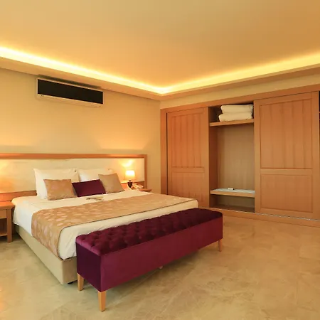 Loryma Luxury Отель