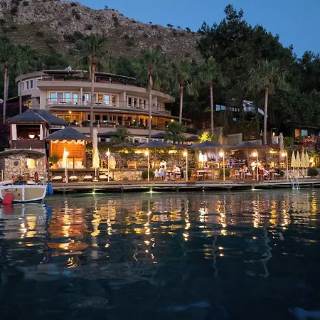 Hotel Loryma Luxury