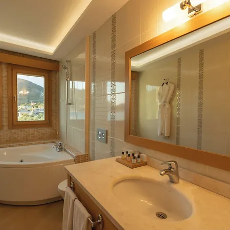 Loryma Luxury