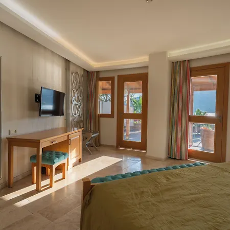 Loryma Luxury