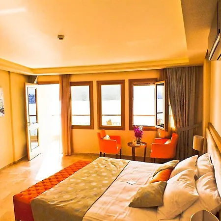 Loryma Luxury 3*
