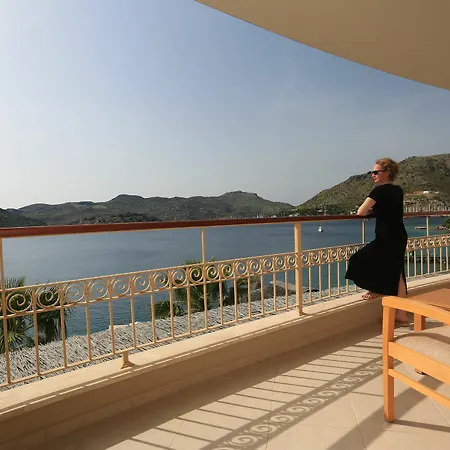 Hotel Loryma Luxury