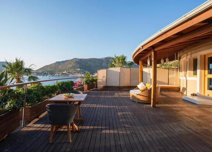 Loryma Luxury فندق بوزبورون