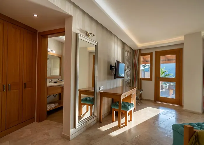 Loryma Luxury فندق