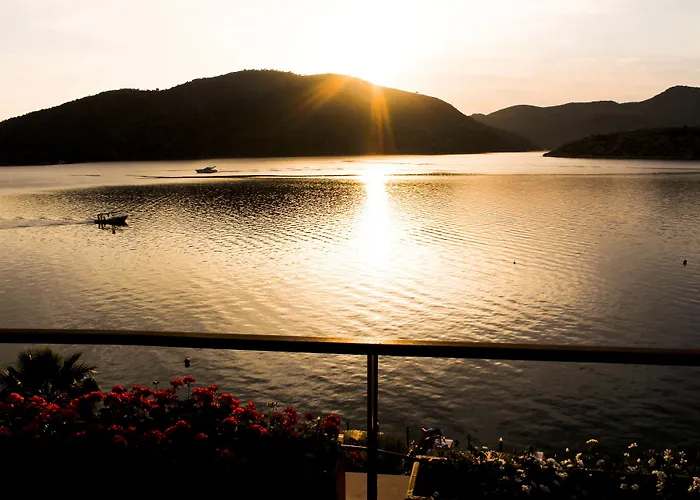 Loryma Luxury فندق 3*